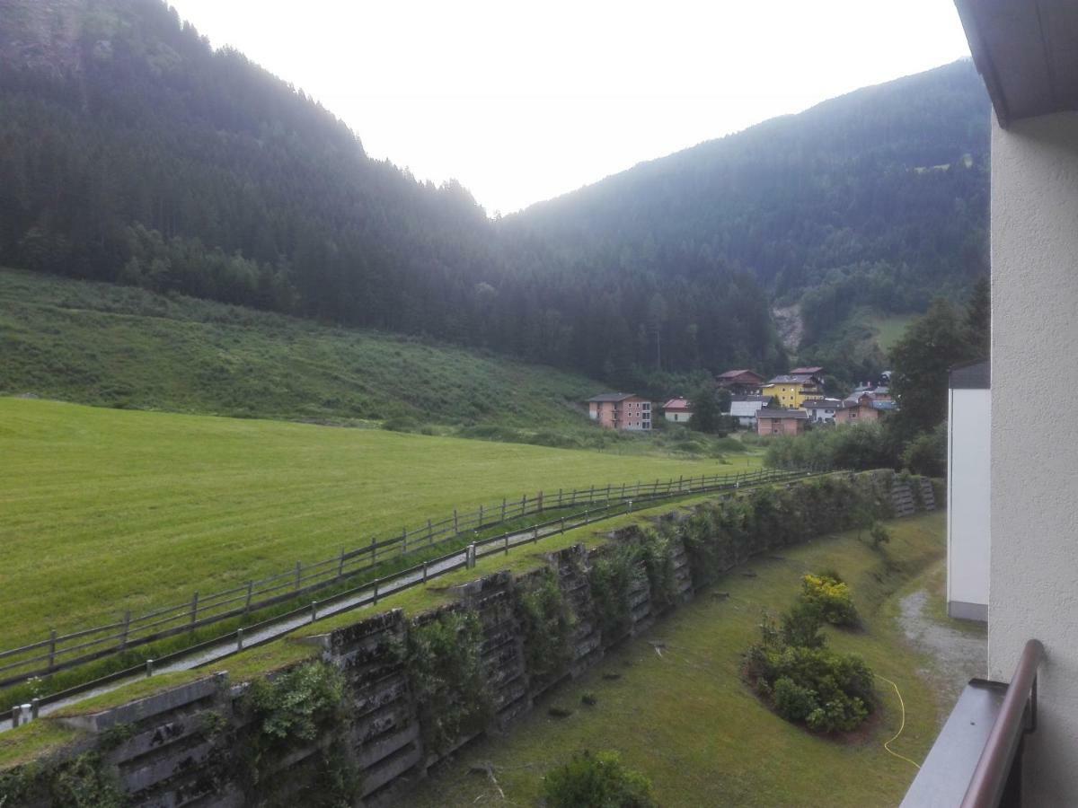 Privat Appartement Primel Im Hotel บาดกัสไตน์ ภายนอก รูปภาพ